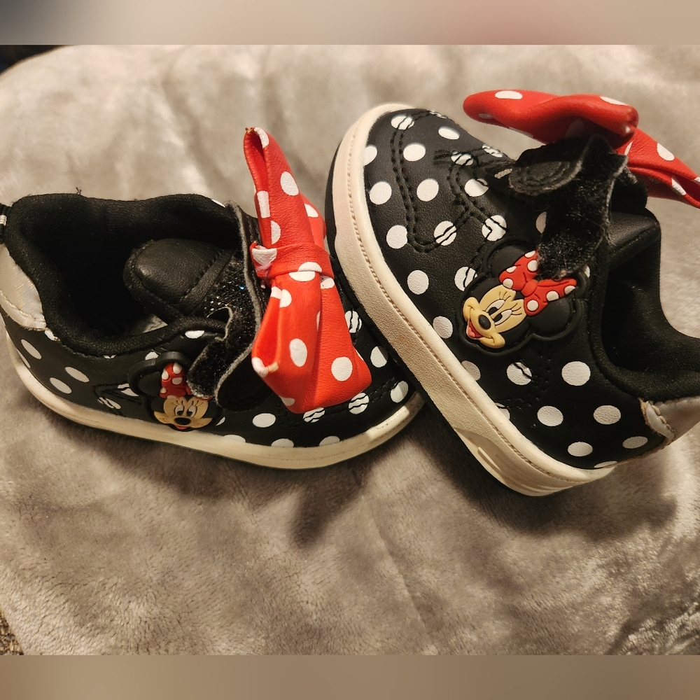 Disney Minnie Mouse Polka Dot Kids Shoes - Black and Red